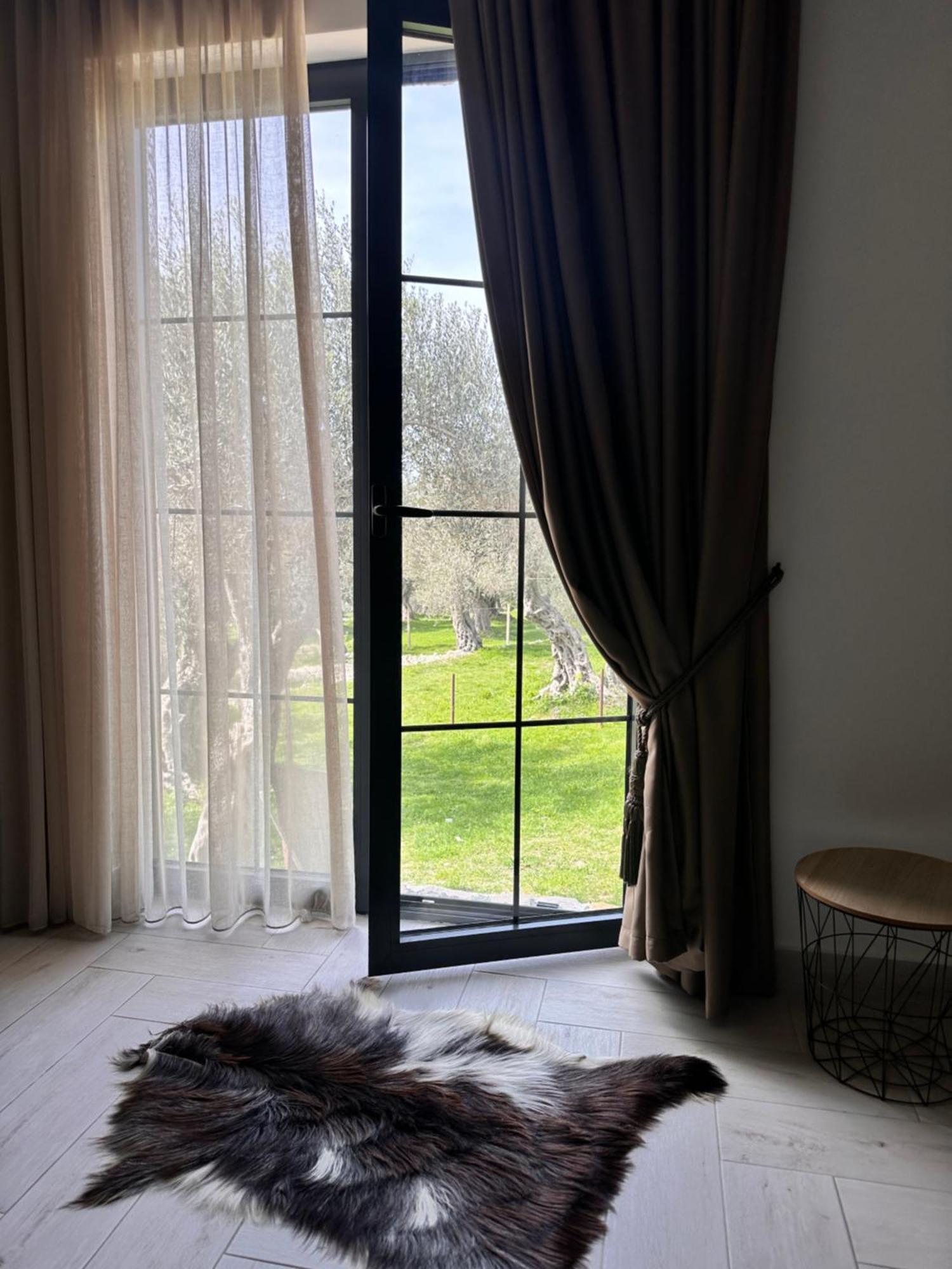 Mashtra - The Olive House Hotel Улцин Стая снимка